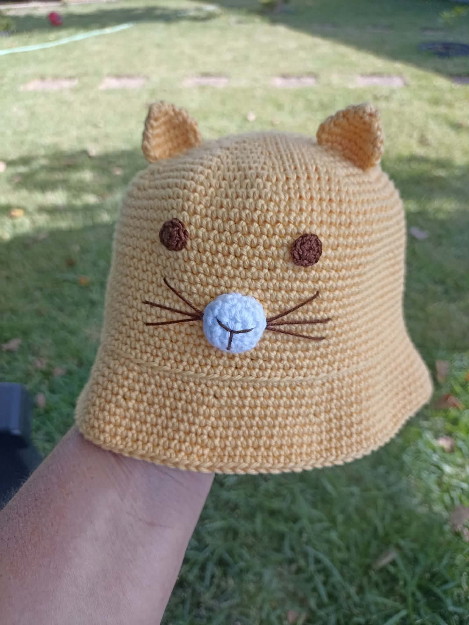 Chapéu infantil em croché com carinha de gato (2)